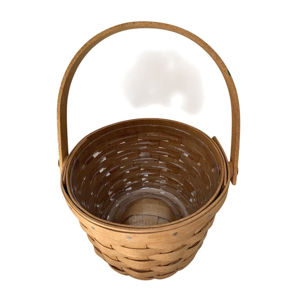 2004 Longaberger Small Fruit Basket With Moveable Handle And Plastic Protector - Picture 2 of 6